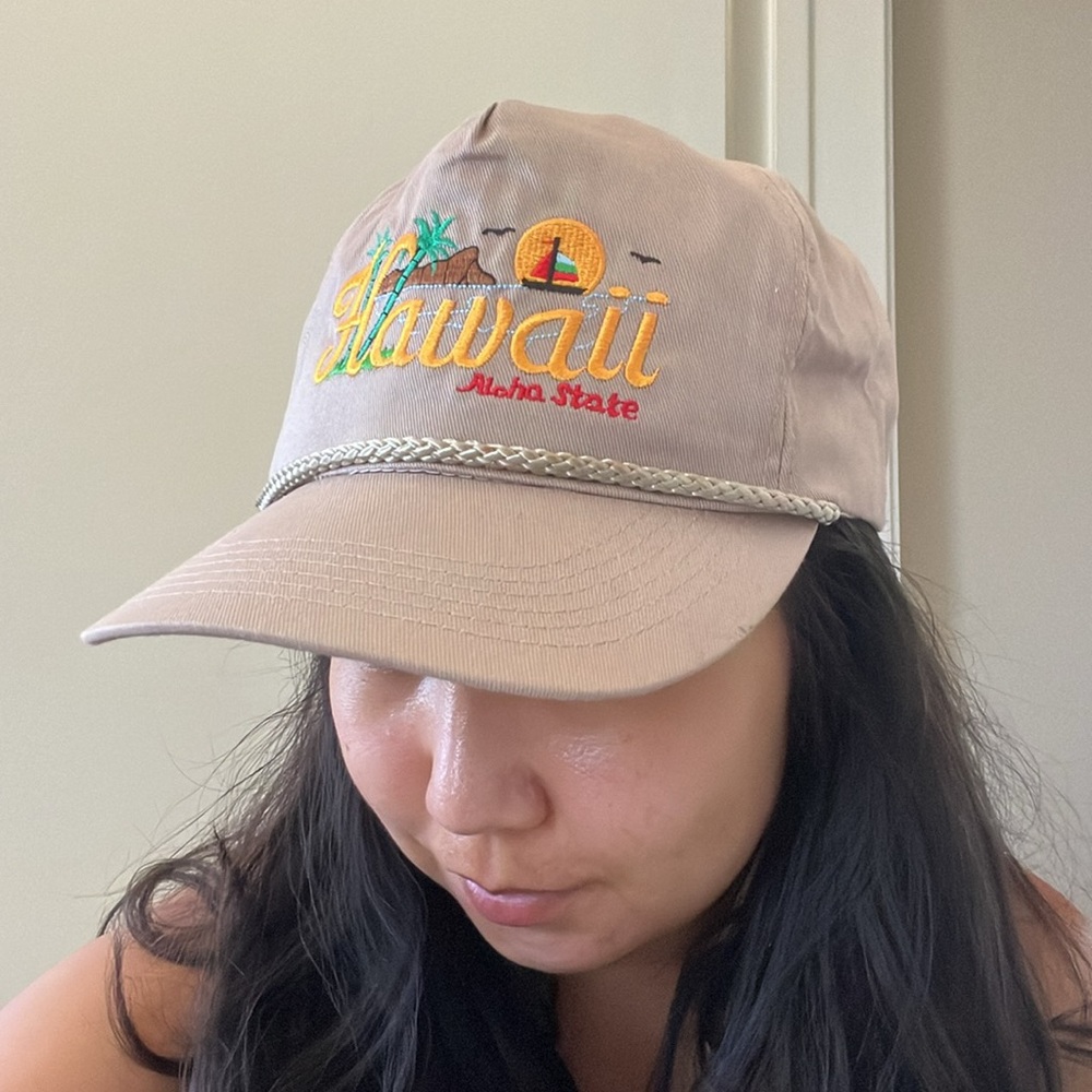 Hawaii Hawaiian Aloha State Embroidered Tan Trucker Hat Baseball Cap Retro
